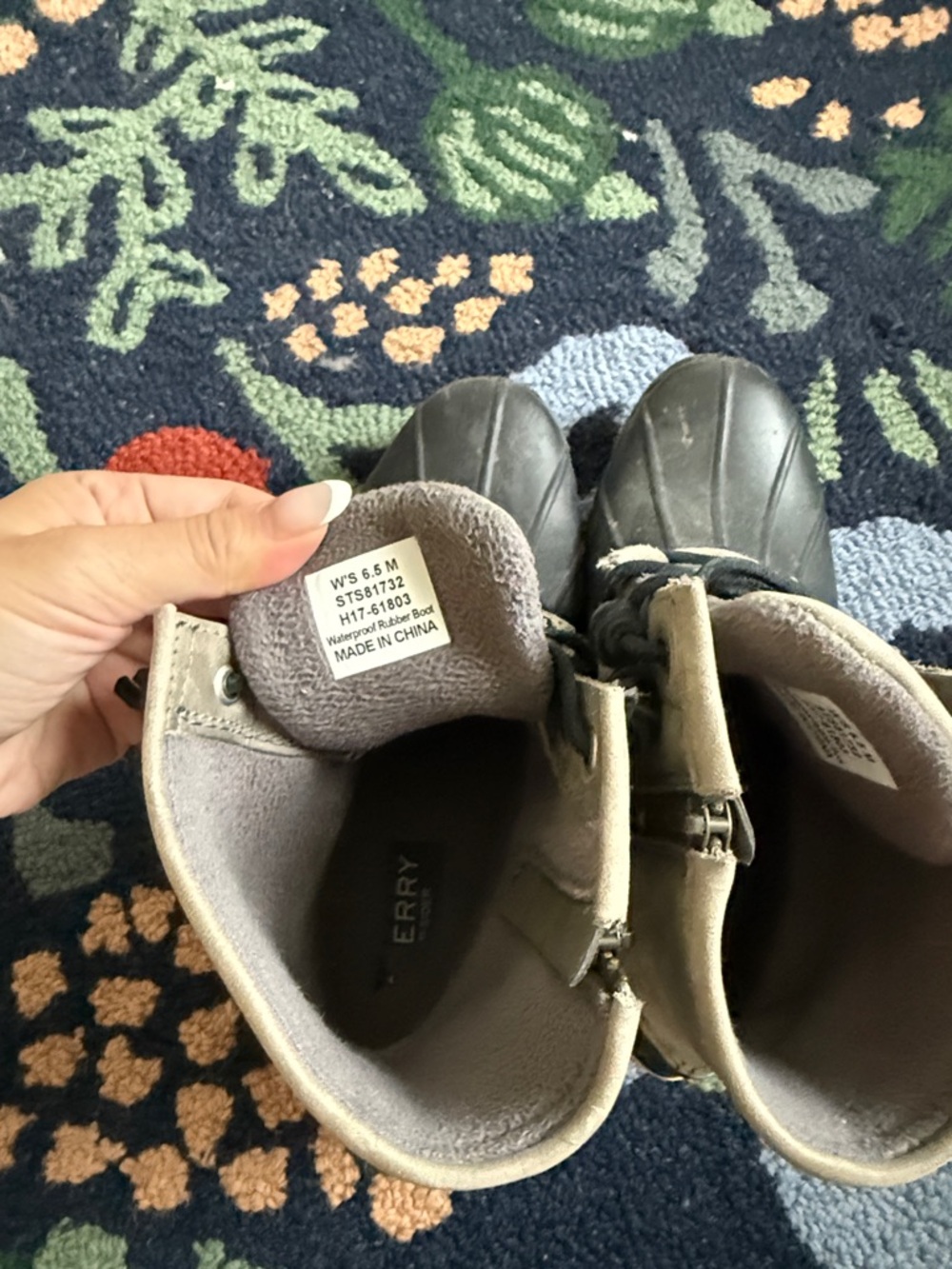 Sperry Duck Boots - Picture 4 of 6